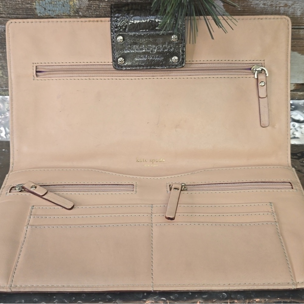Kate Spade Rialto Place Neda Clutch - Picture 3 of 7